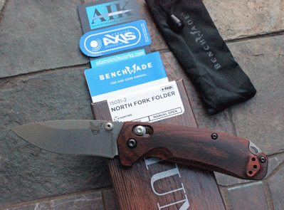 Benchmade HUNT Model 15031-2 North Fork Axis Lock w/ Wood